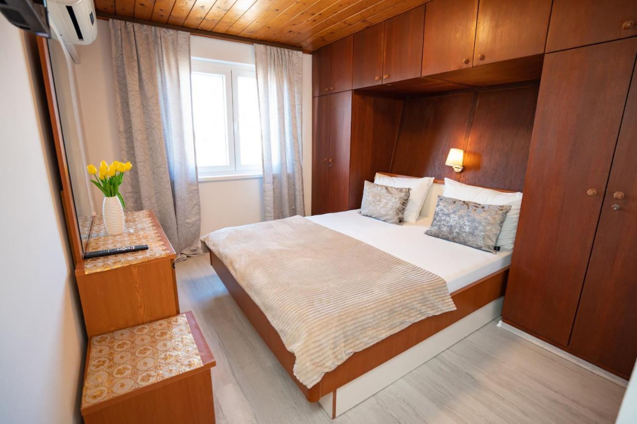 Rooms Magnolia With Pool Novalja Kültér fotó