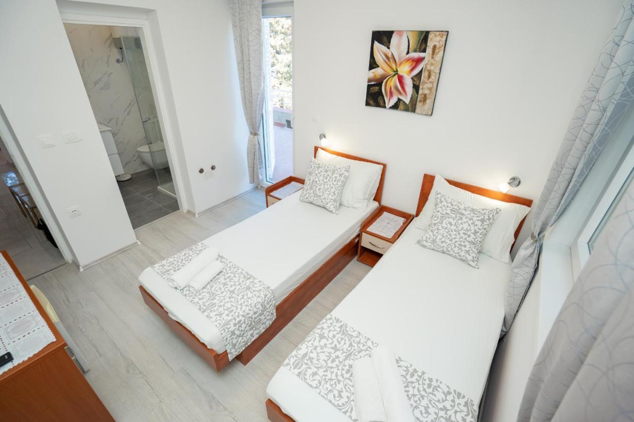 Rooms Magnolia With Pool Novalja Kültér fotó