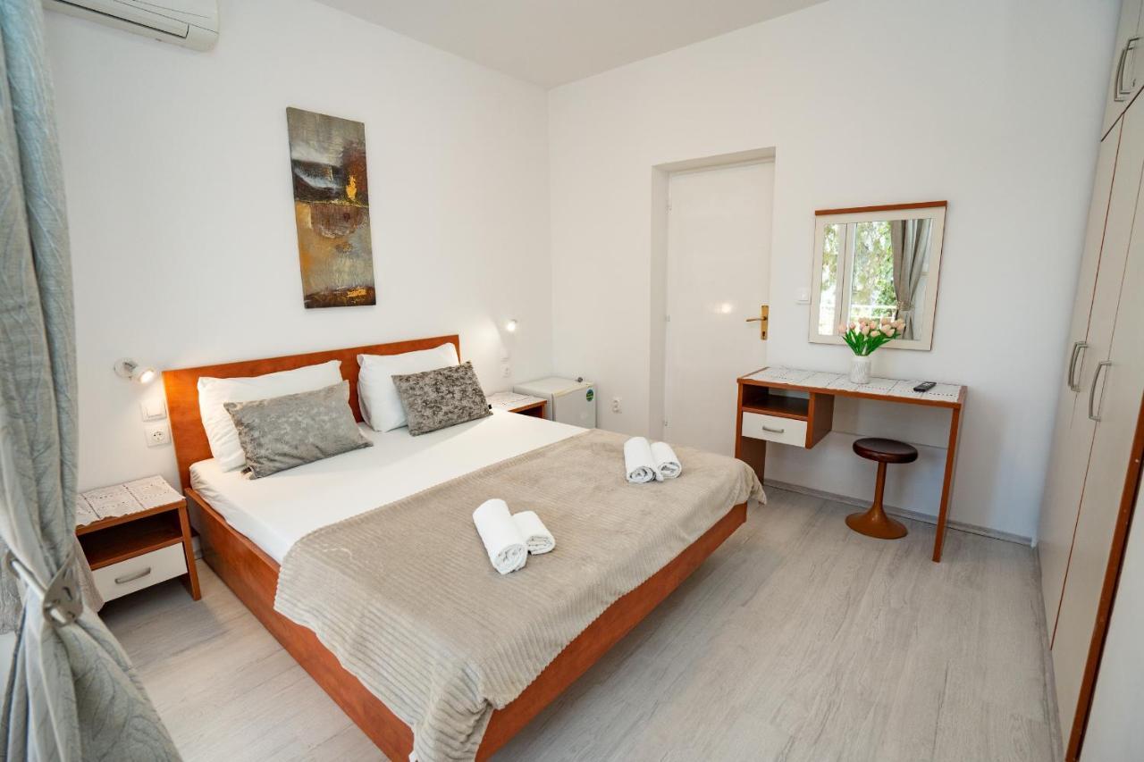 Rooms Magnolia With Pool Novalja Kültér fotó