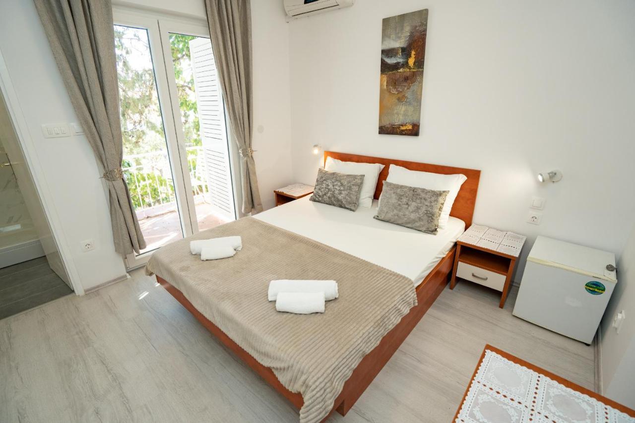Rooms Magnolia With Pool Novalja Kültér fotó