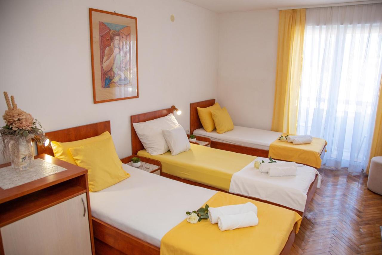 Rooms Magnolia With Pool Novalja Kültér fotó