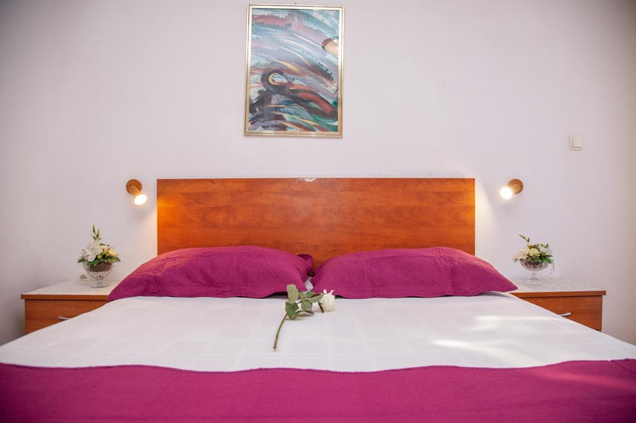 Rooms Magnolia With Pool Novalja Kültér fotó